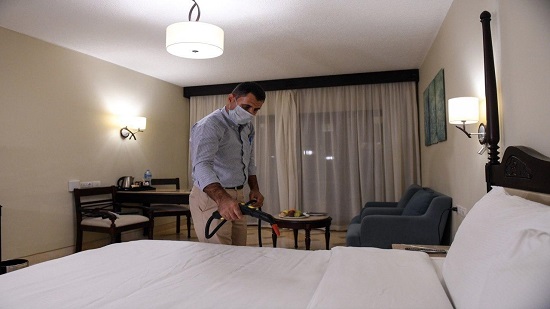 ٣٥ فندقا بسبع محافظات تتسلم شهادة السلامة الصحية بعد استيفائه للشروط