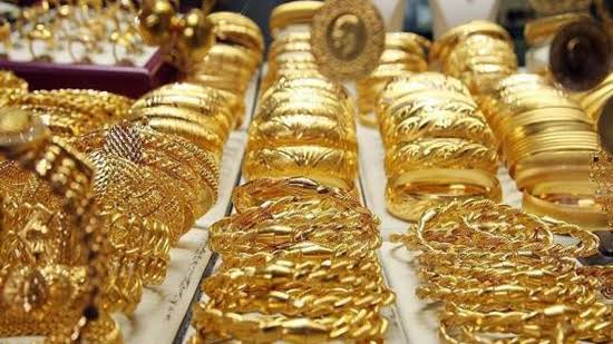 الذهب يرتفع 4 جنيهات خلال منتصف التعاملات اليومية