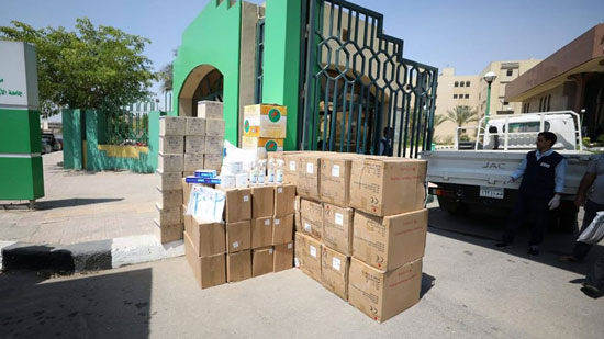 صندوق تحيا مصر يوفر 39300 كمامة طبية و 1800 بدلة عزل واقية لمستشفيات الأزهر وحميات أسوان