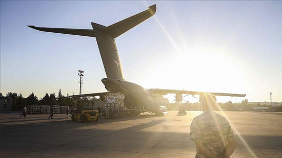 طائرات مساعدات طبية وشاحنات أوكسجين دولية إلى العراق