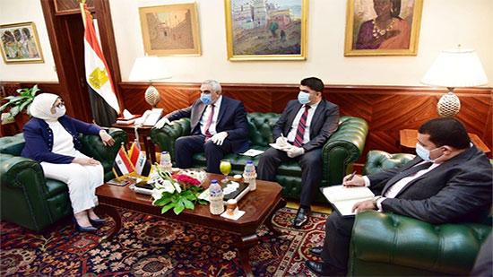 وزيرة الصحة تستقبل السفير العراقي لمناقشة تقديم سبل الدعم الصحي وإدارة أزمة فيروس كورونا بدولة العراق