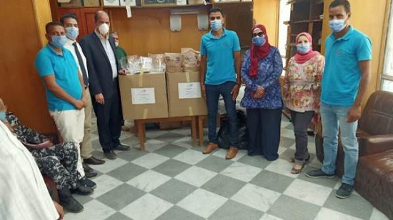 صناع الخير تسلم 200 واقي طبي وشنطة حماية لمستشفى الفيوم العام

