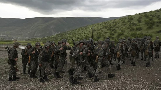 الجيش الأرمني: القوات الجوية تسقط طائرة مسيرة أذربيجانية بالمنطقة الحدودية