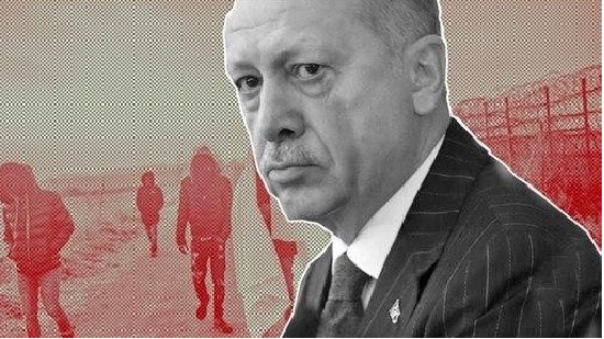 أستاذ قانون دولي يكشف: تركيا تبتز أوروبا باتفاقية اللاجئين وقريبًا انتهاء هذه الاتفاقية
