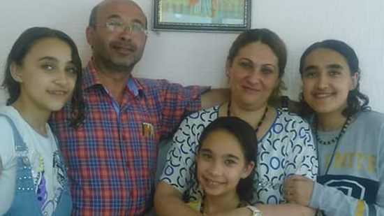 فيديو .. محامي أسرة رانيا عبد المسيح: الأنبا بنيامين كان عنده وعد الهي أنها هترجع لأسرتها