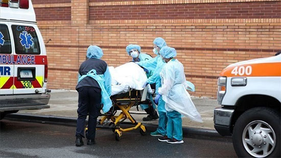 الولايات المتحدة تسجل أكثر من 61 ألف إصابة جديدة بكورونا