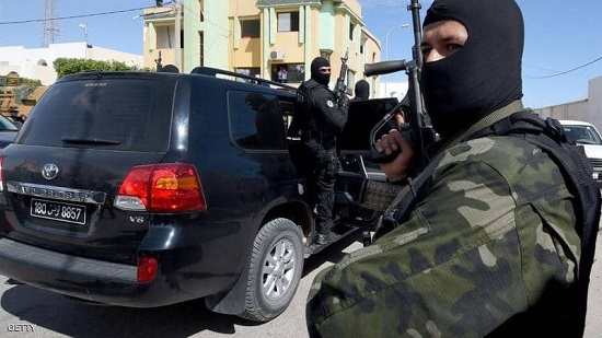 تونس تقبض على داعشي.. تلقى دروسا في المتفجرات والاغتيالات