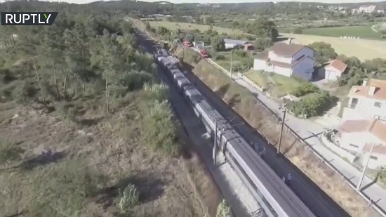 مقتل شخص وإصابة 50 في حادث قطار بالبرتغال
