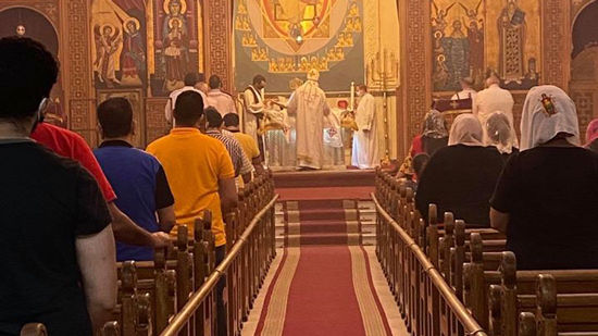  بالصور . كنائس الإسكندرية تفتح أبوابها لصلوات القداس الإلهي  بحضور الشعب