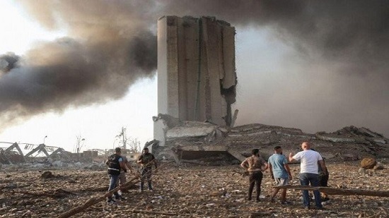 ليبيراسيون: قتل منهم 40 شخص.. مآسي العمال الأجانب تتزايد بعد انفجار بيروت 