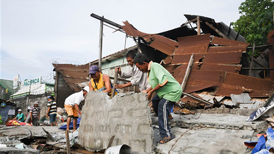  زلزال هائل يضرب الفلبين ويسقط قتيل وجرحى 
