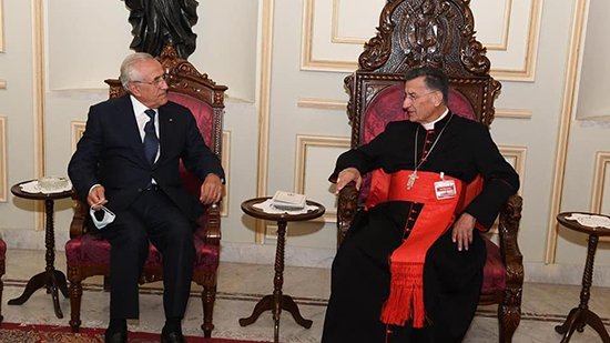 رئيس لبنان الأسبق يلتقي البطريرك بشارة الراعي 