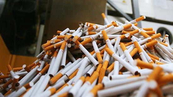 إحالة بائع متهم بحيازة سجائر مهربة في الأزبكية للمحاكمة