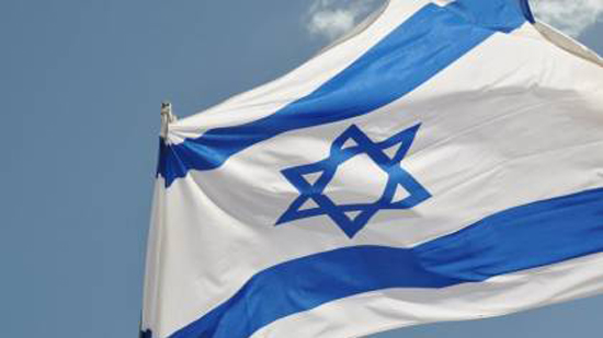 صحيفة: إسرائيل تدرس إقامة العلاقات مع 3 دول عربية أخرى بعد الإمارات
