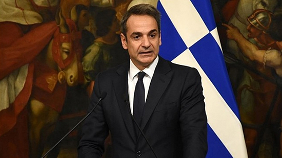 رئيس الوزراء اليوناني يطالب برد دولي على انتهاكات تركيا