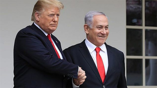 ترامب يجري اتصالا بنتنياهو ليهنئه بإقامة علاقات دبلوماسية جديدة  بين إسرائيل ودولة ذات أغلبية مسلمة