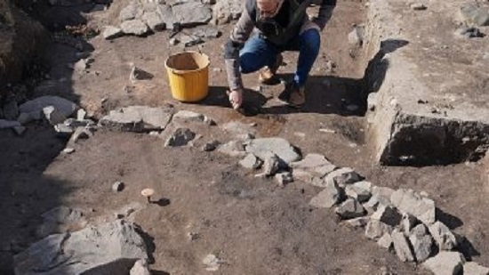 اكتشاف بقايا منزل رومانى فى إنجلترا عمره 2000 سنة.. صور