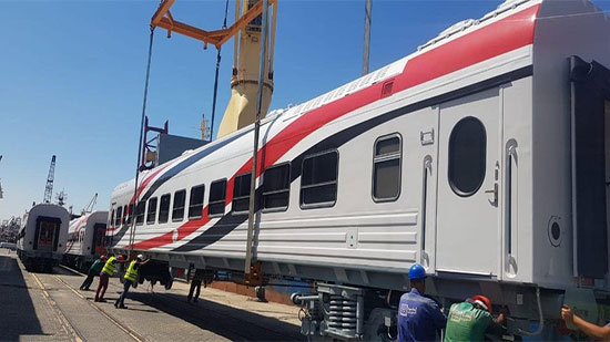 وزير النقل يعلن وصول 13 عربة جديدة بالسكة الحديد إلى ميناء الإسكندرية