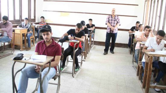 بالأسماء.. 27 طالبًا وطالبة مصرية بقائمة أوائل الثانوية العامة بالكويت