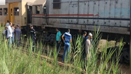 خروج قطار عن القضبان في محطة شبين بالقليوبية