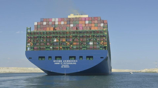  لأول مرة.. عبور ثاني أكبر سفينة حاويات فى العالم من قناة السويس