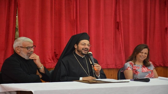 الأنبا باخوم يترأس القداس الافتتاحي للعام الدراسي الجديد