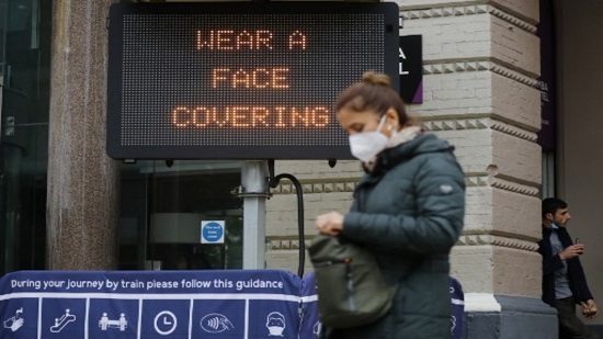 حظر الاجتماعات الخاصة المغلقة في لندن بسبب وباء كوفيد-19