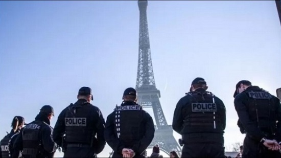  رفض الدولة المدنية والاندماج في المجتمع سبب ذبح متطرف لمدرس في باريس 
