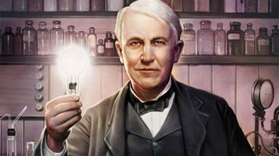توماس إديسون يعرض المصباح الكهربائي 