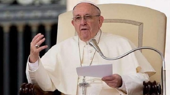 ردا على الأكاذيب التي تروج حول اقرار البابا فرنسيس 