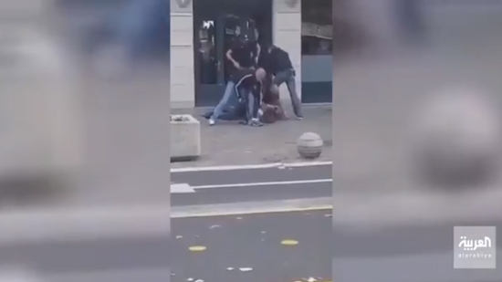  فيديو.. الشرطة الفرنسية تطلق النار على المشتبه به بهجوم أفينيون