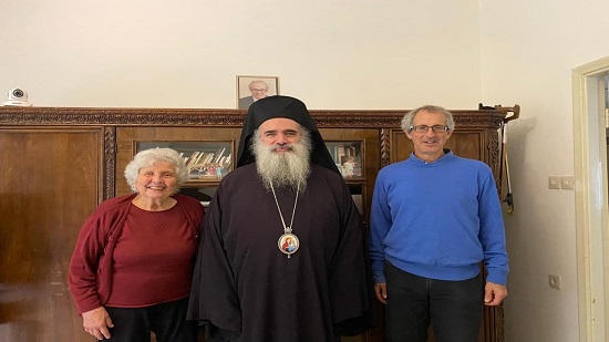 مطران القدس يلتقي رئيس النادي الأرثوذكسي

