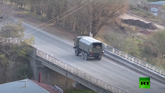 فيديو .. قافلة عسكرية روسية في طريقها لـ 