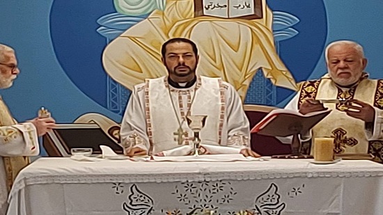 الأنبا باخوم يترأس اجتماع كهنة الإيبارشية البطريركية 

