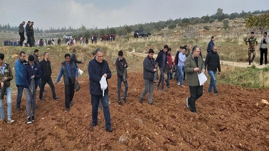 سوريا.. وزيرا الزراعة والتربية يشاركان في زراعة القمح