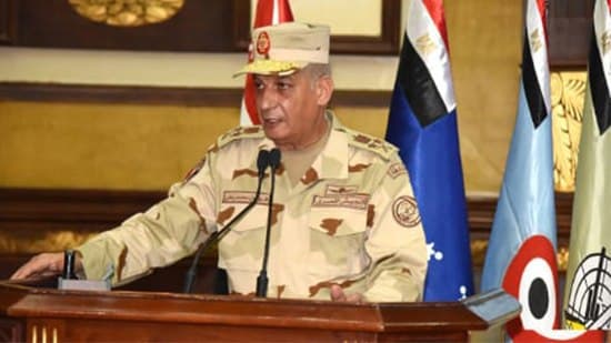 وزير الدفاع: القوات المسلحة تضحى بالغالى والنفيس للحفاظ على أمن الوطن وإستقراره
