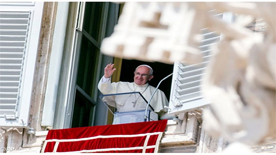 البابا فرنسيس : الرب يهتم بالدموع التي نذرفها 