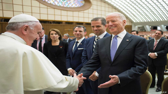 البابا فرنسيس والأمريكي المنتخب جو بايدن