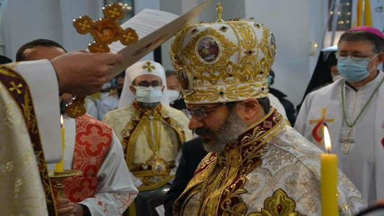 بالصور.. سيامة الأنبا توما حليم على إيبارشية سوهاج للأقباط الكاثوليك