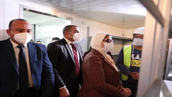 الأطقم الطبية تستعد للحصول على لقاح كورونا فور حضور وزيرة الصحة مستشفى أبو خليفة