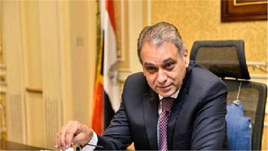 وزير شئون المجالس النيابية يهنئ الداخلية بعيد الشرطة : يقدمون تضحيات لحماية الوطن