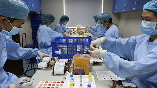
فريق علماء منظمة الصحة العالمية يبدأ العمل الميداني في ووهان لمعرفة منشأ فيروس كورونا المستجد