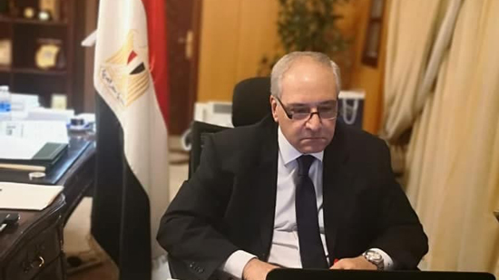 سفير مصر بالرياض يلتقي وزير الداخلية السعودي