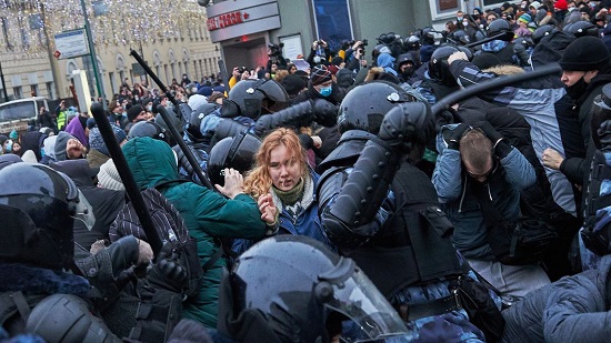  نيويورك تايمز : احتجاجات روسيا ليس سببها فقط اعتقال 