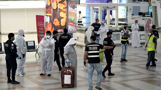 
الكويت تمنع دخول الركاب غير الكويتيين إلى البلاد