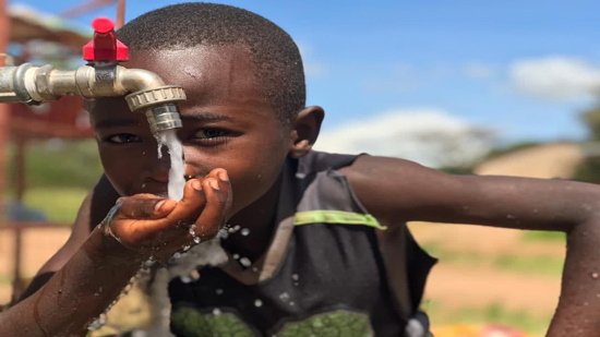 تل أبيب : التكنولوجيا الإسرائيلية توفر للأفارقة مياه صالحة للشرب