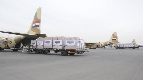 مصر تُرسل مساعدات غذائية للسودان