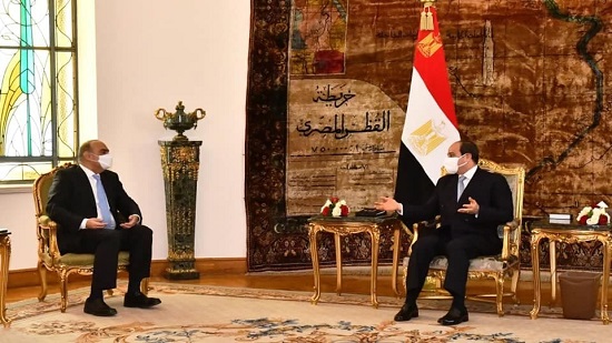 الرئيس السيسي يستقبل رئيس الوزراء الأردني