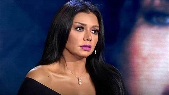 رانيا يوسف تنضم لطابور المدافعين عن نساء الصعايدة
