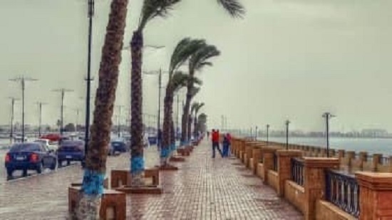  محافظة السويس سقوط للأمطار مع ارتفاع سرعة الرياح